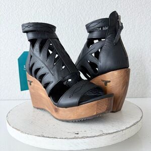 NEW Lane Boots BECCA Womens Black Wedges Western Sandals Leather Wooden Heel 7.5